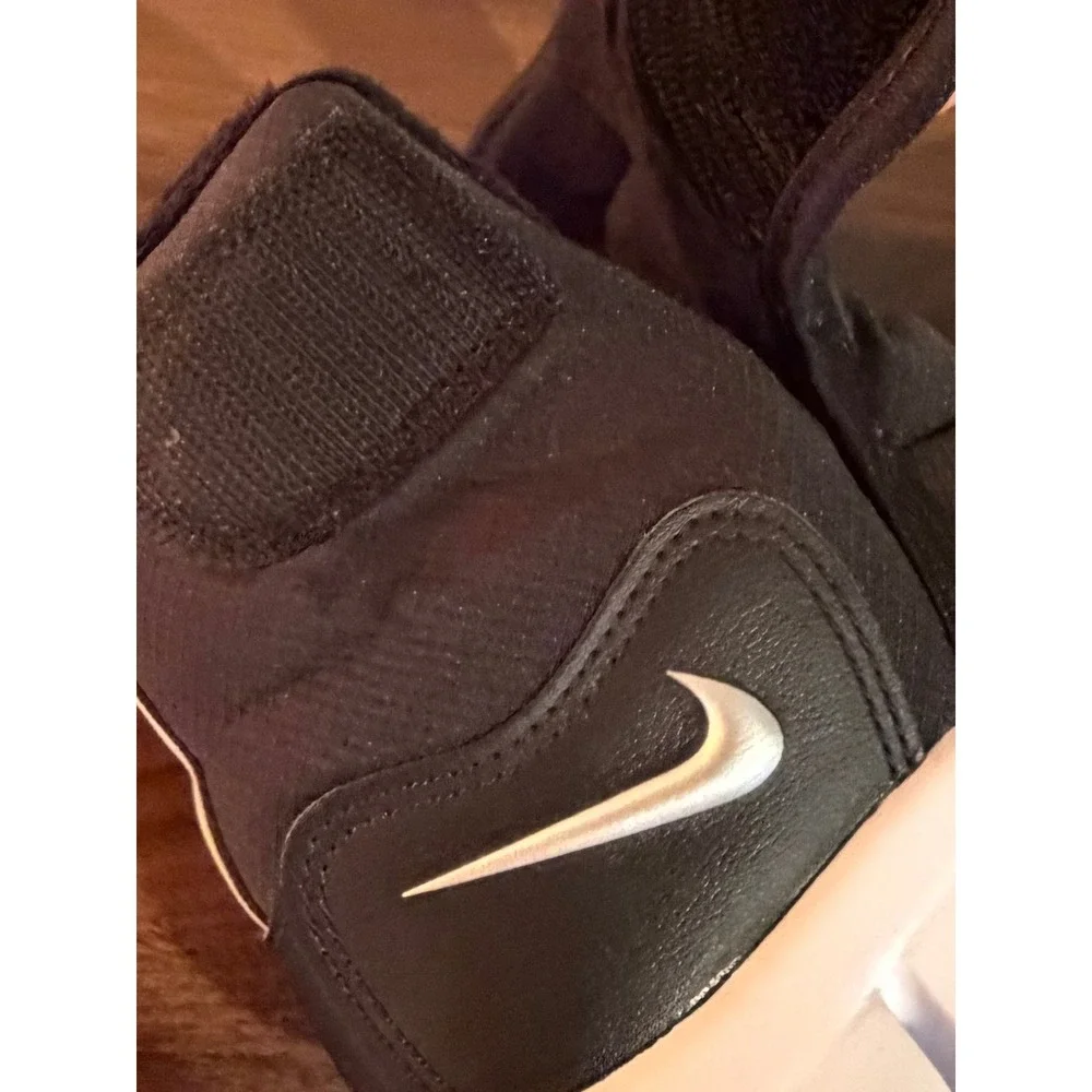 Nike Novice Winter Boots Kids Black White AV8339-005 Sz 12C Fleece Lined Toddler
